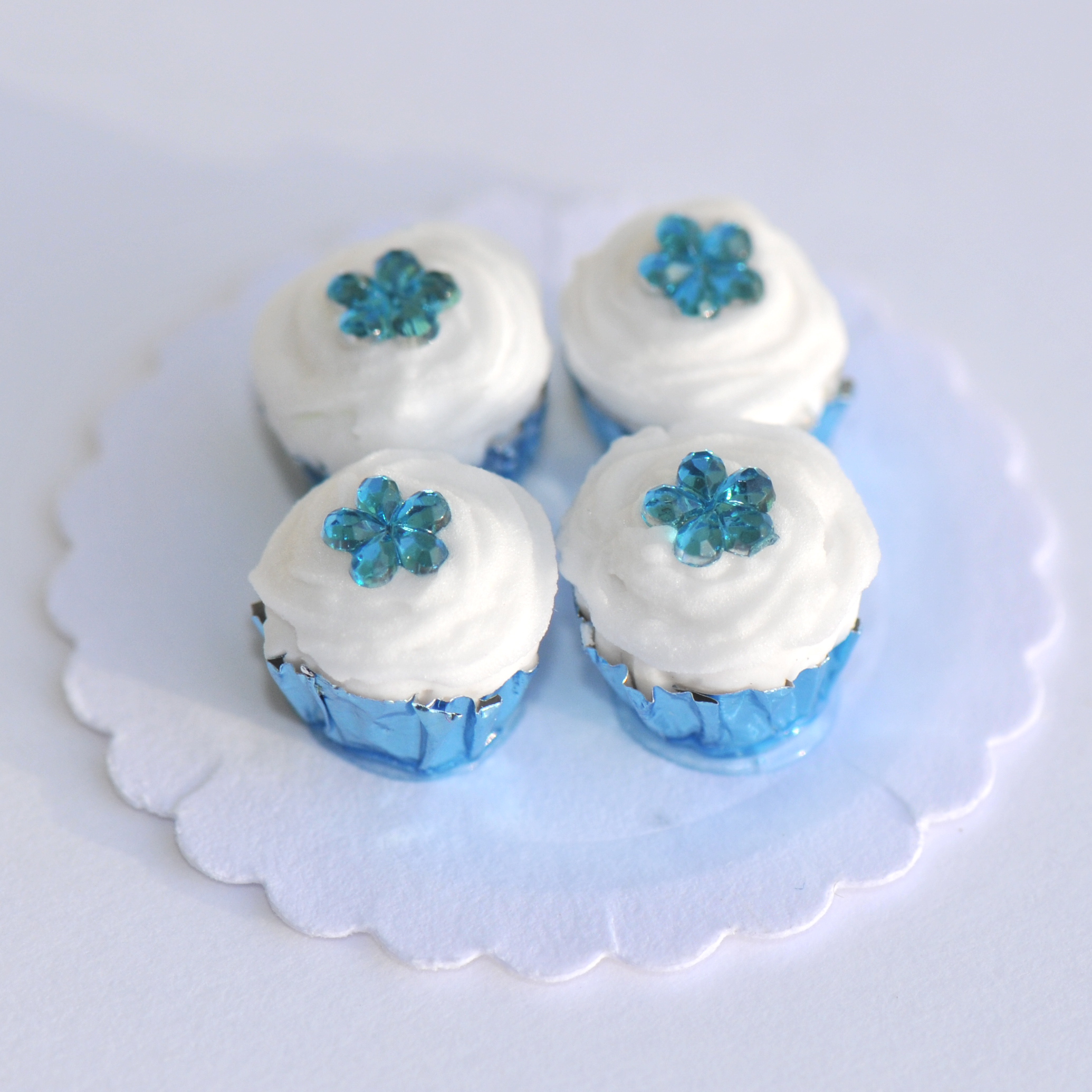 Blue Gem Flower Cupcakes Stewart Dollhouse Creations